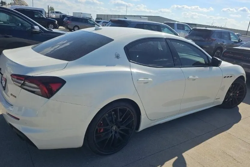 2021 Maserati Ghibli Q4 GranSport photo 1