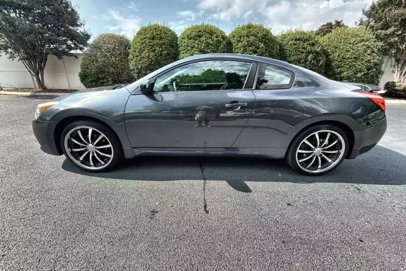 2013 Nissan Altima 2.5 S photo 1