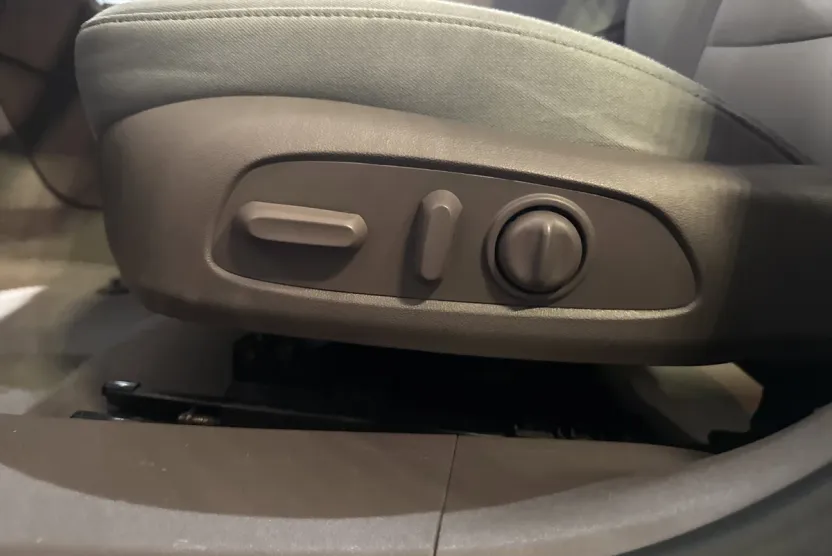 2023 Chevrolet Malibu 1LT photo 1