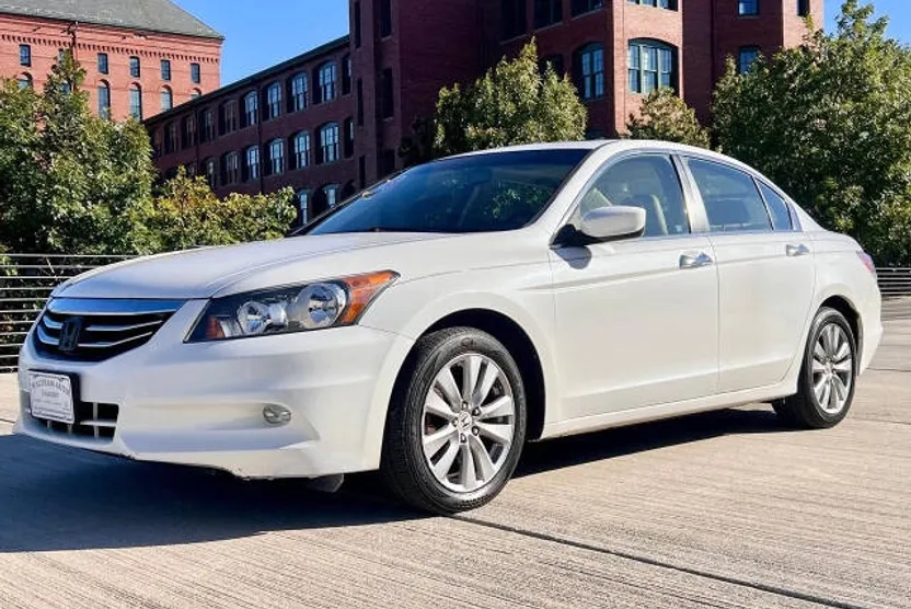 2012 Honda Accord EX-L V6 photo 1
