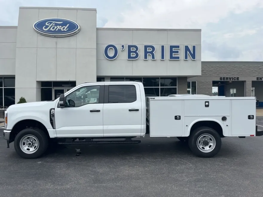 2025 Ford F-350 photo 1