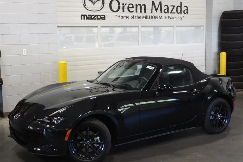 2025 Mazda MX-5 Miata Miata Sport photo 1
