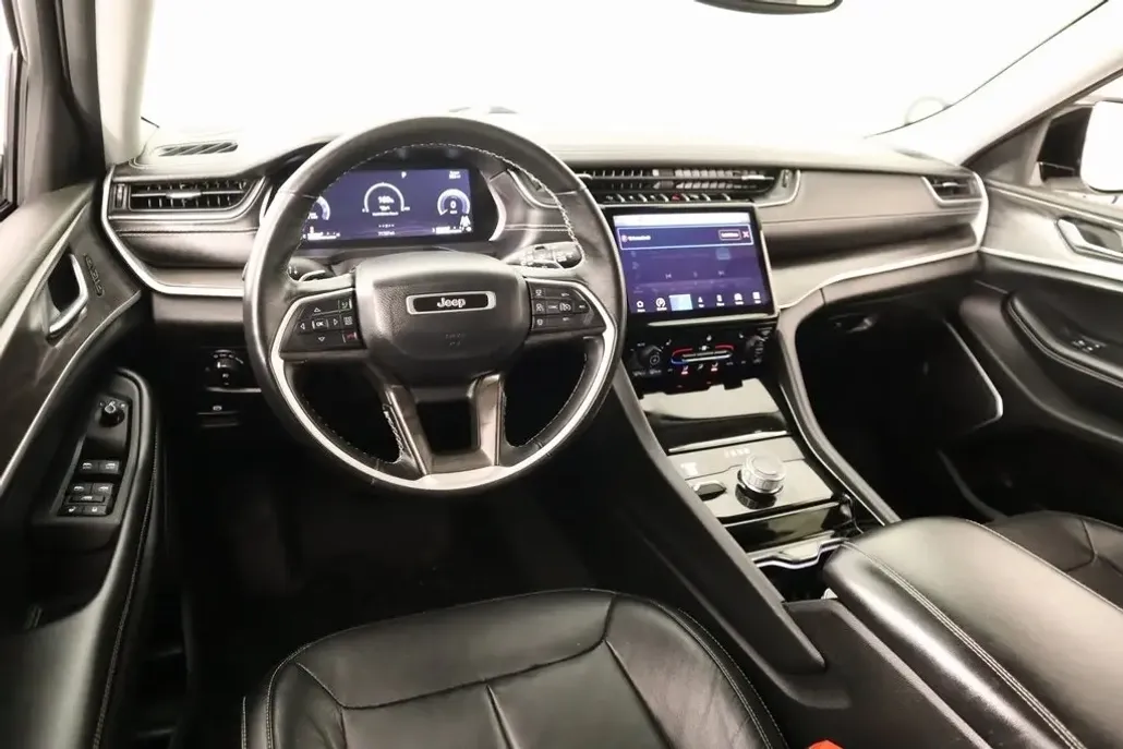 2022 Jeep Grand Cherokee Limited photo 1
