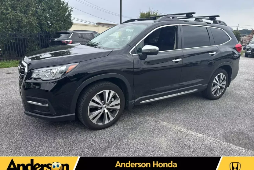 2022 Subaru Ascent Touring photo 1
