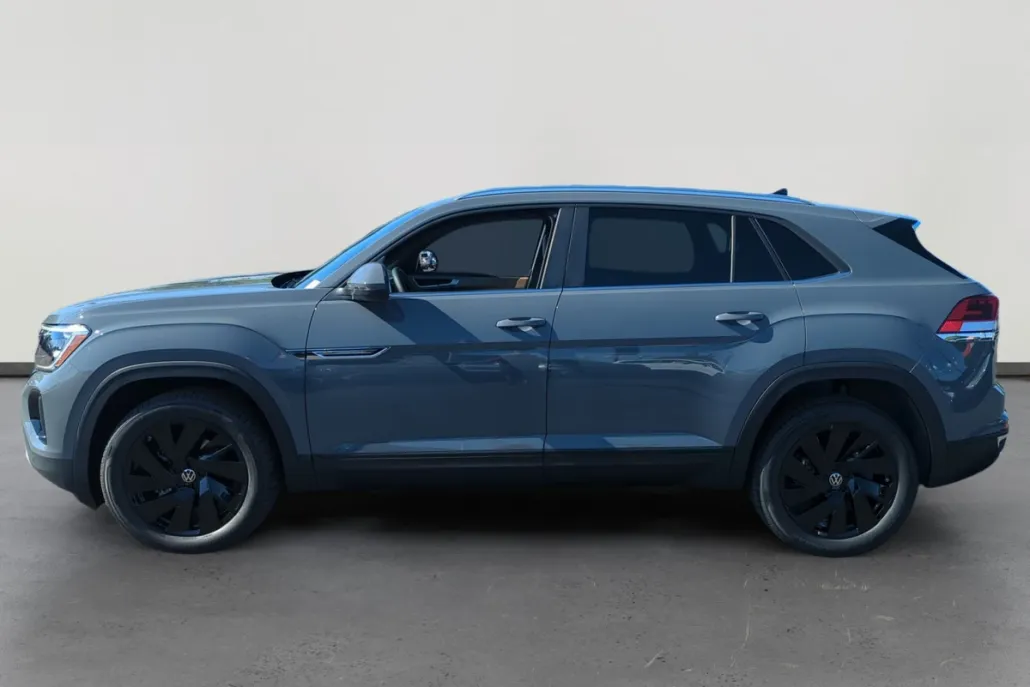2026 Volkswagen Atlas Cross Sport SE Technology photo 1