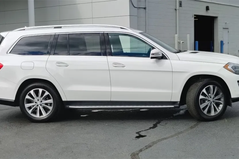 2016 Mercedes Benz GL 450 photo 1