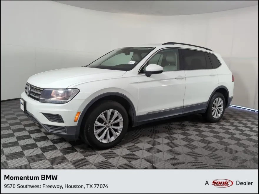 2018 Volkswagen Tiguan SE photo 1