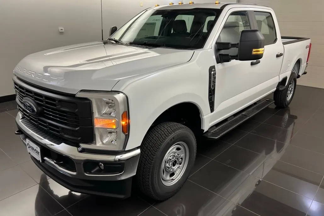 2026 Ford F-350 XL photo 1