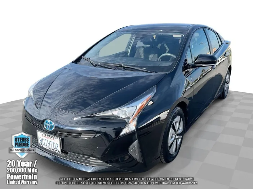 2018 Toyota Prius Two photo 1
