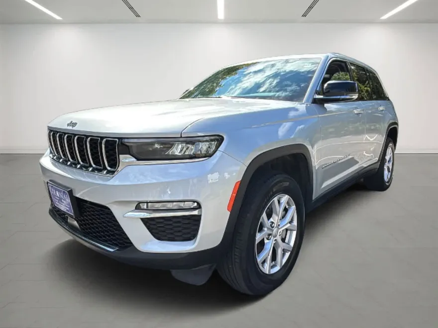 2022 Jeep Grand Cherokee Limited photo 1