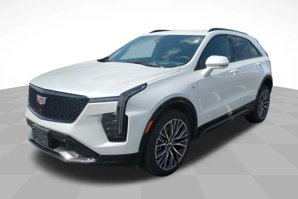 2025 Cadillac XT4 Sport photo 1