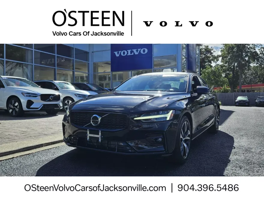 2025 Volvo S60 B5 Plus photo 1
