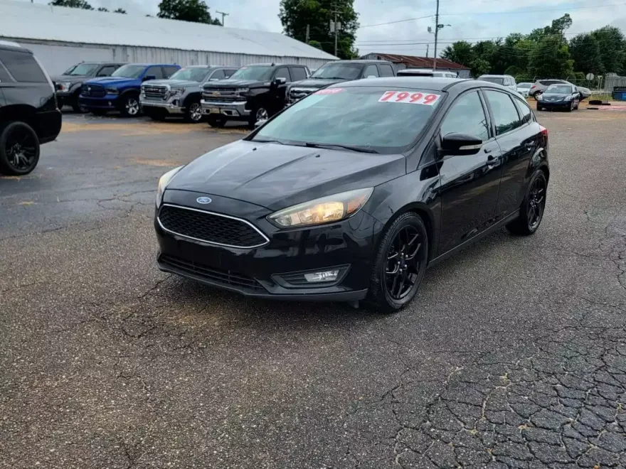 2016 Ford Focus SE photo 1
