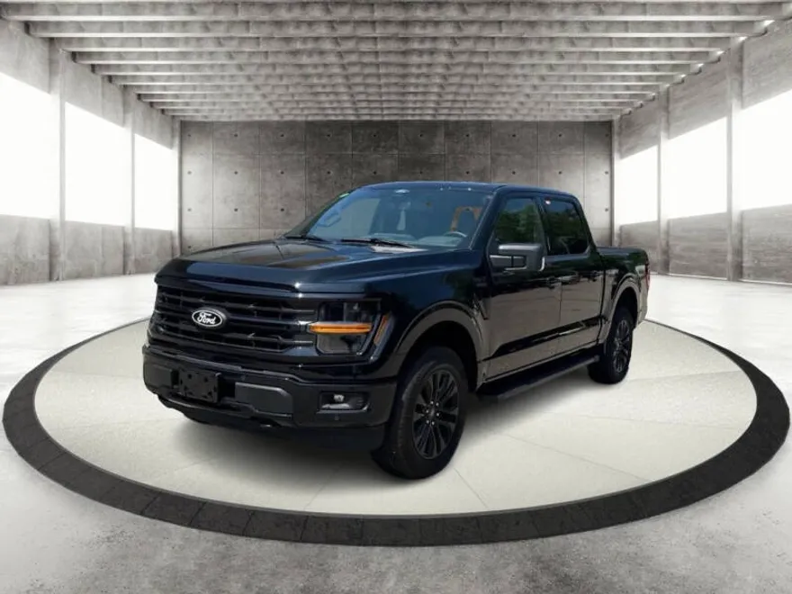 2024 Ford F-150 XLT photo 1