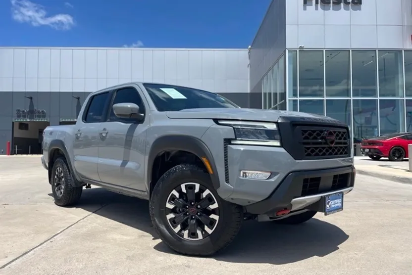 2024 Nissan Frontier PRO-4X photo 1