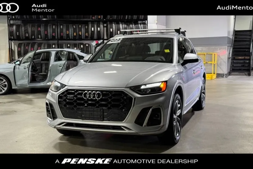 2022 Audi Q5 45 S line Premium photo 1