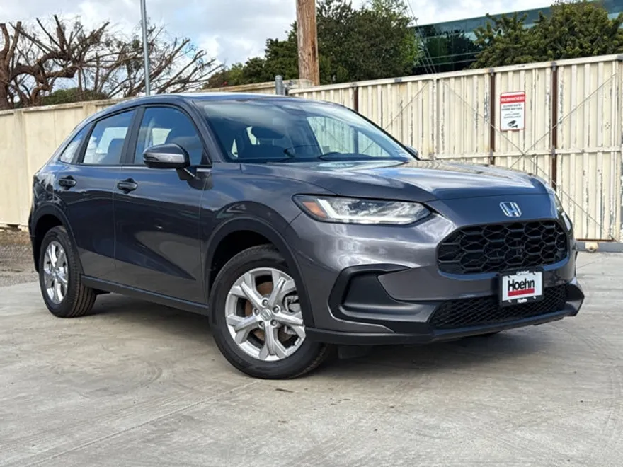 2025 Honda HR-V LX photo 1