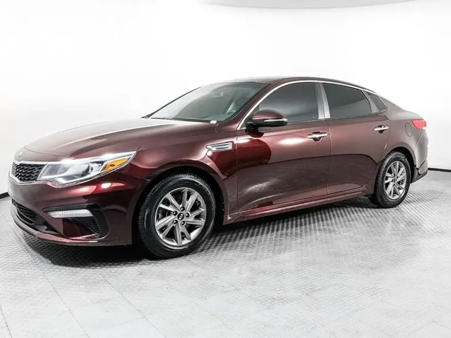 2019 Kia Optima LX photo 1