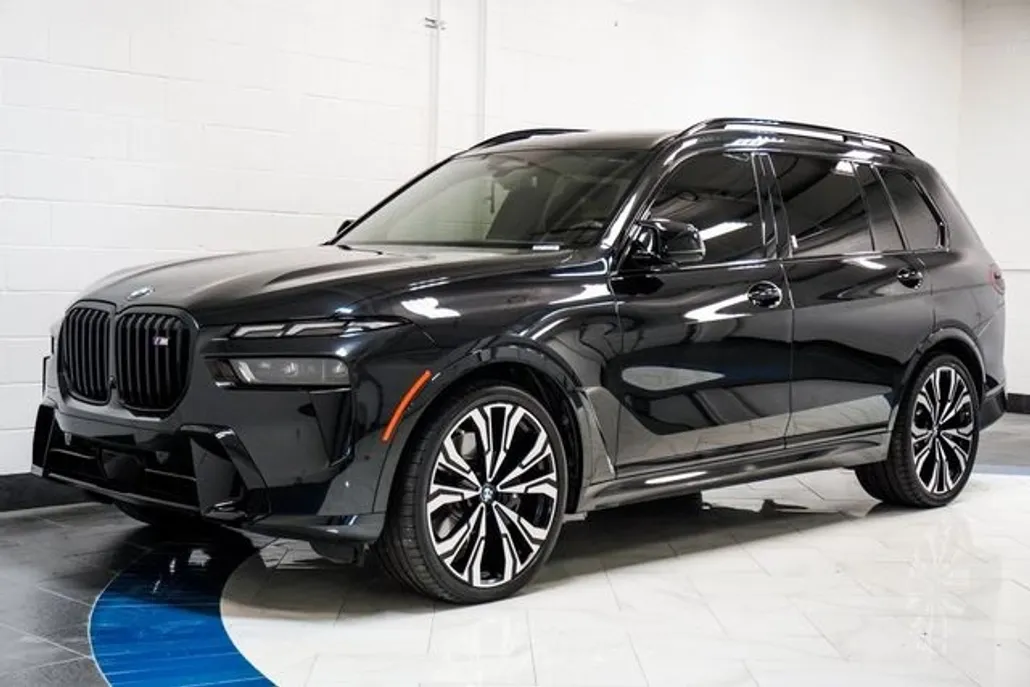 2023 Bmw X7 M60i photo 1