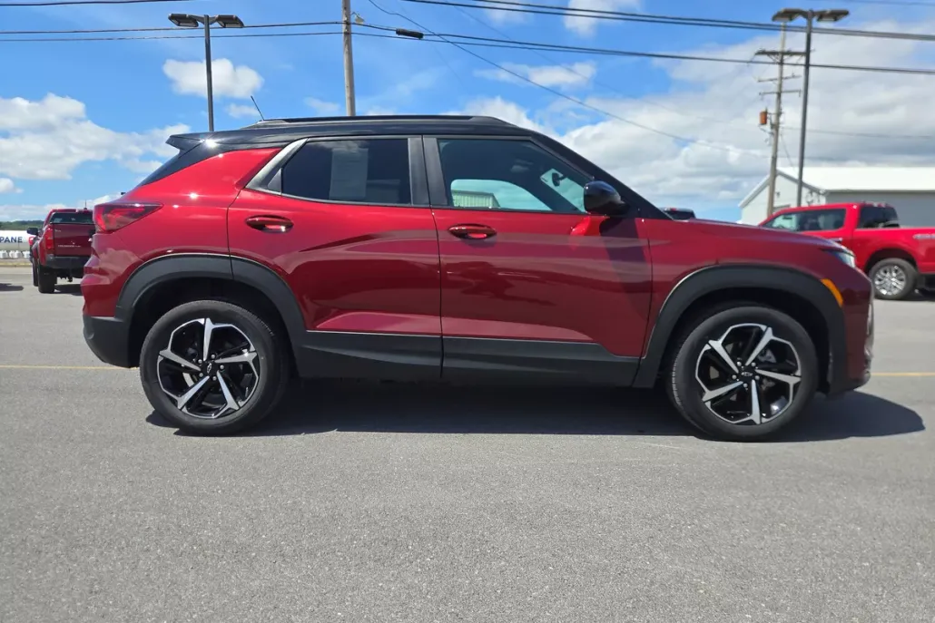 2023 Chevrolet Trailblazer RS photo 1