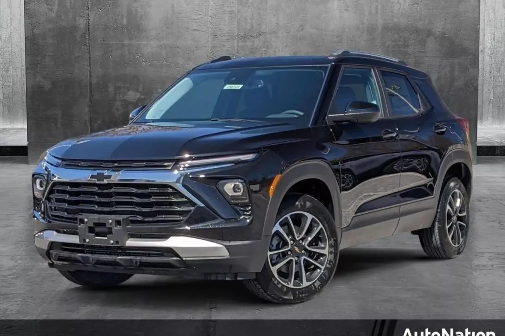 2025 Chevrolet Trailblazer LT photo 1