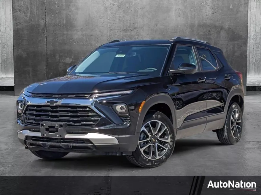 2025 Chevrolet Trailblazer LT photo 1
