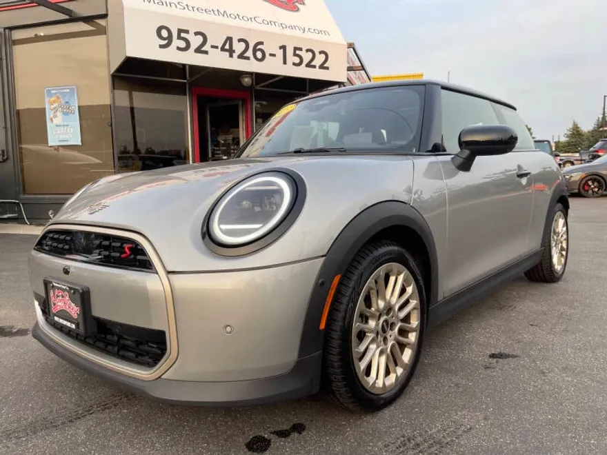 2025 Mini Cooper 2 Door Hardtop S photo 1