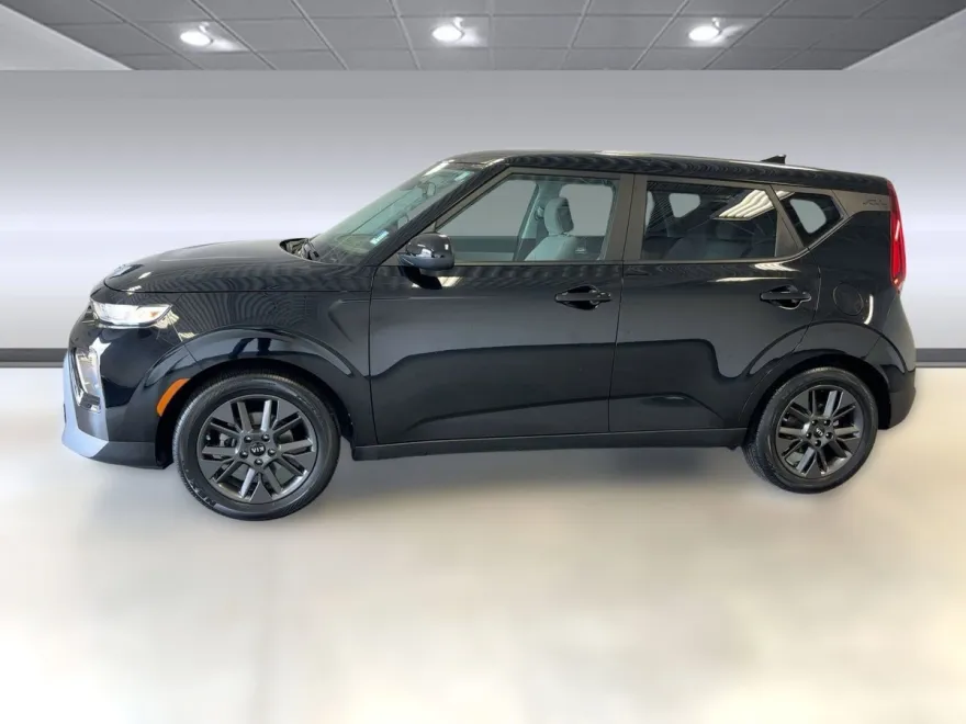 2021 Kia Soul EX photo 1