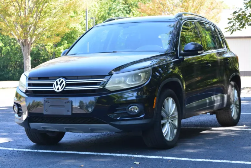 2015 Volkswagen Tiguan S photo 1