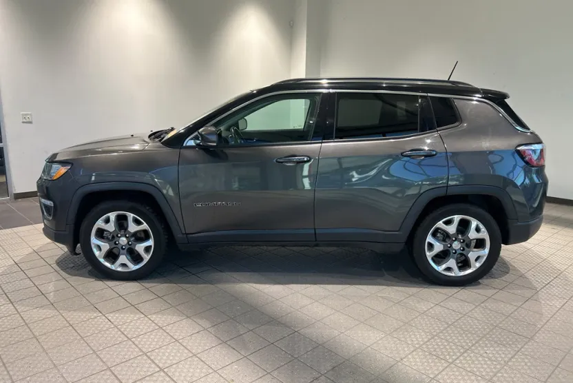 2020 Jeep Compass Limited photo 1