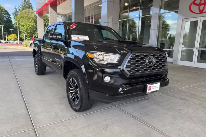 2022 Toyota Tacoma TRD Sport photo 1