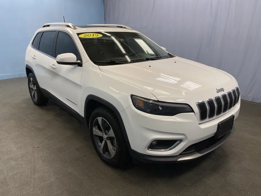 2019 Jeep Cherokee Limited photo 1