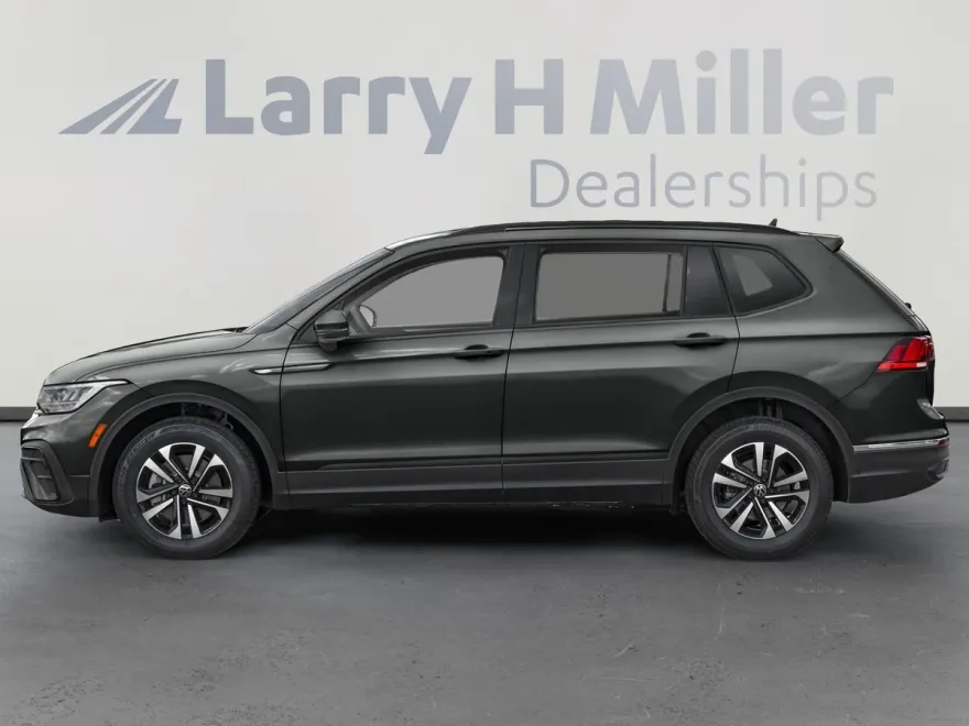 2022 Volkswagen Tiguan S photo 1