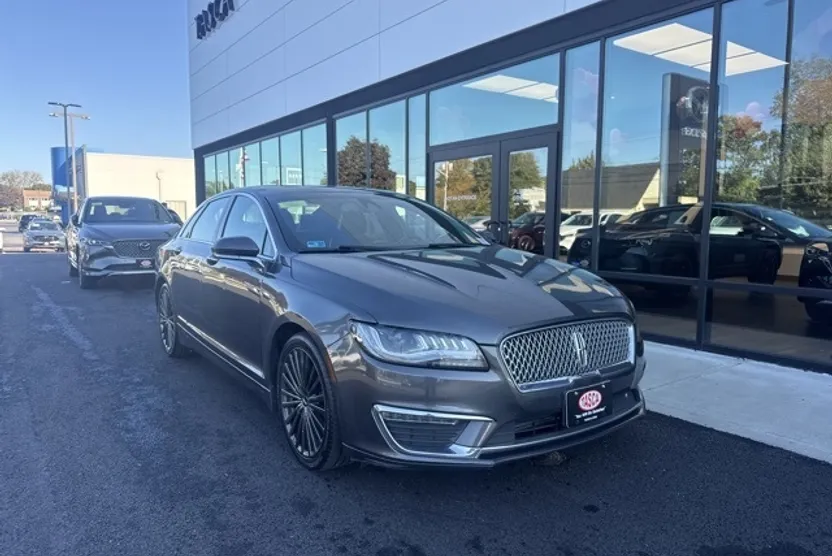 2018 Lincoln MKZ Reserve photo 1