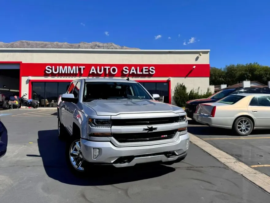 2018 Chevrolet Silverado 1500 Z71 LT photo 1