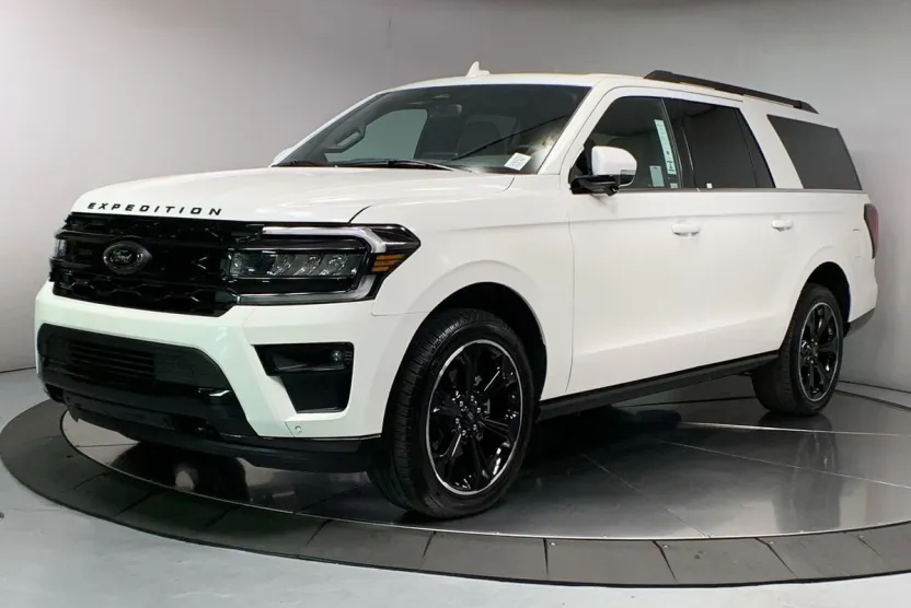 2024 Ford Expedition MAX Limited photo 1