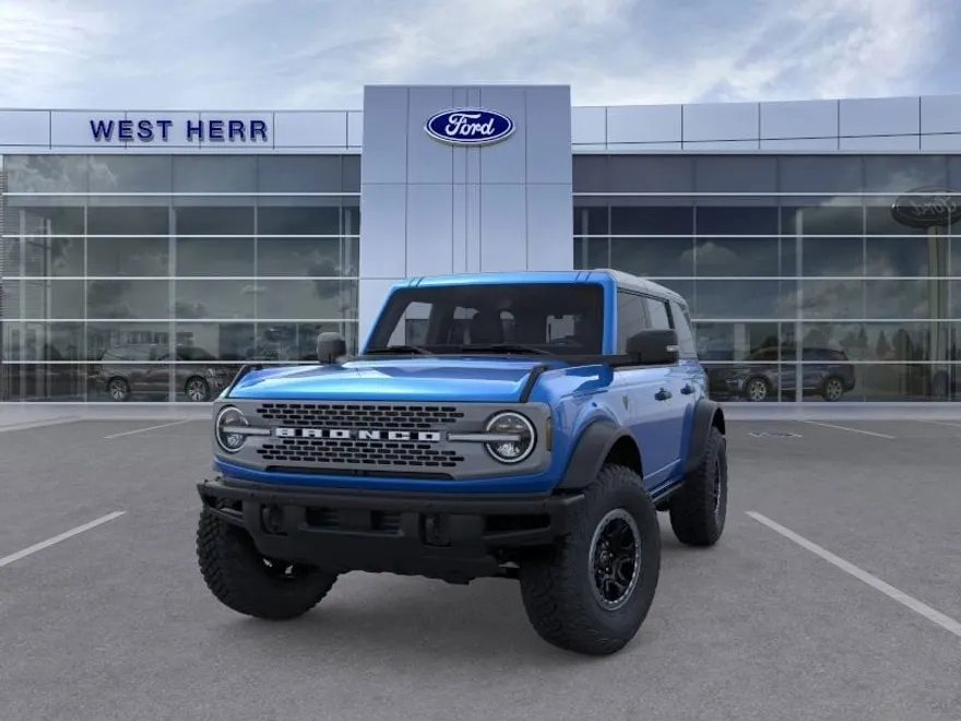 2024 Ford Bronco Badlands photo 1