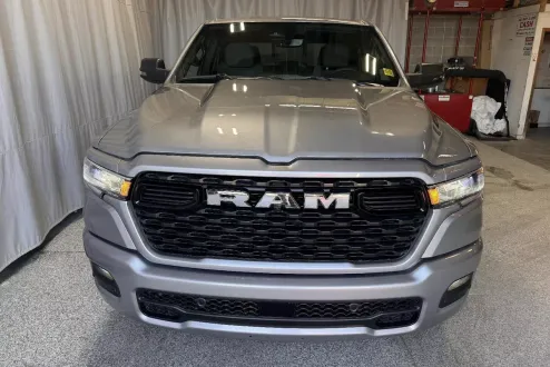 2025 Ram 1500 Big Horn photo 3