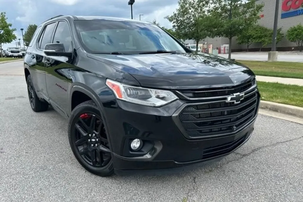 2020 Chevrolet Traverse Premier photo 1