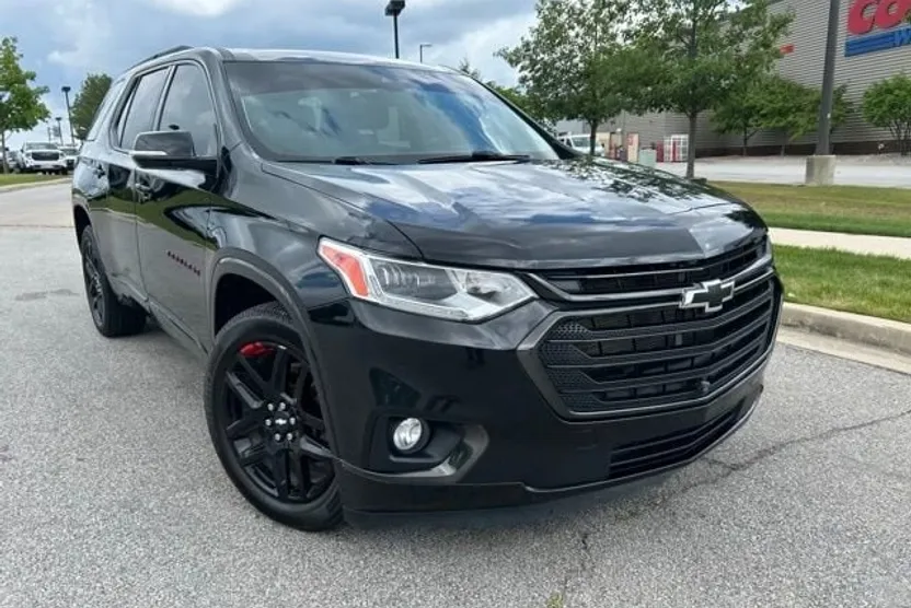 2020 Chevrolet Traverse Premier photo 1