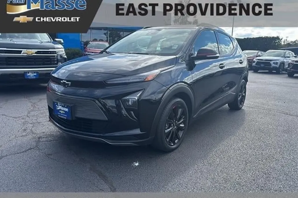 2023 Chevrolet Bolt EUV photo 1
