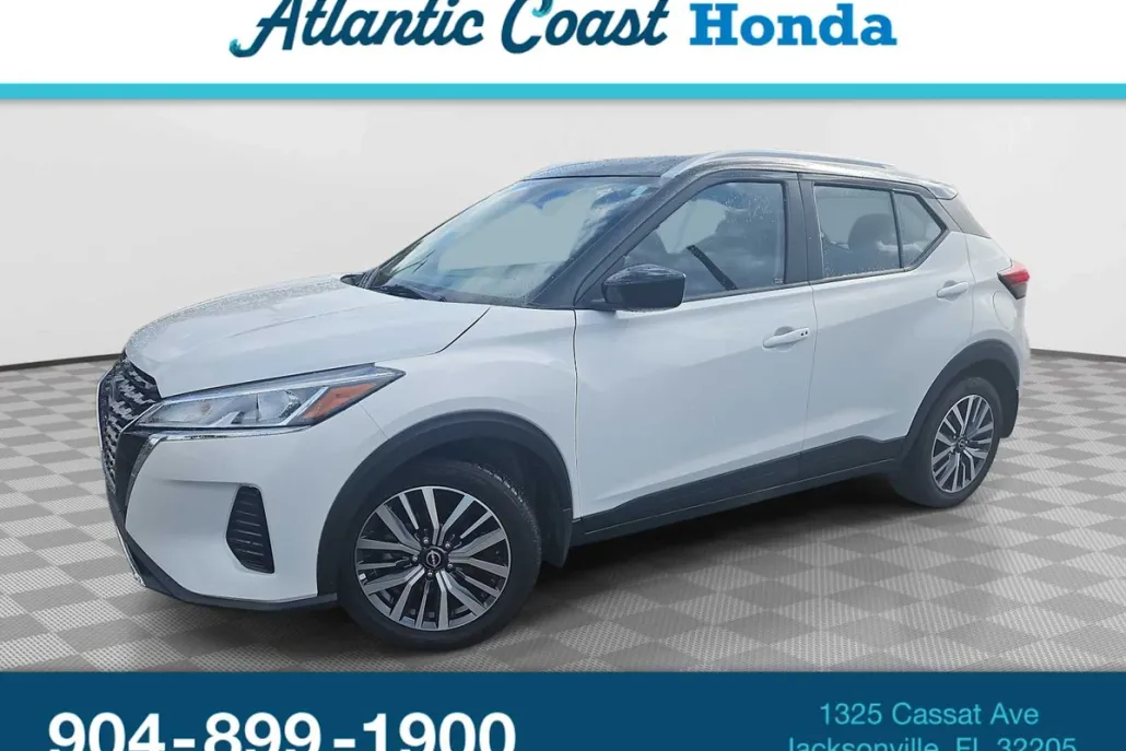 2023 Nissan Kicks SV photo 1