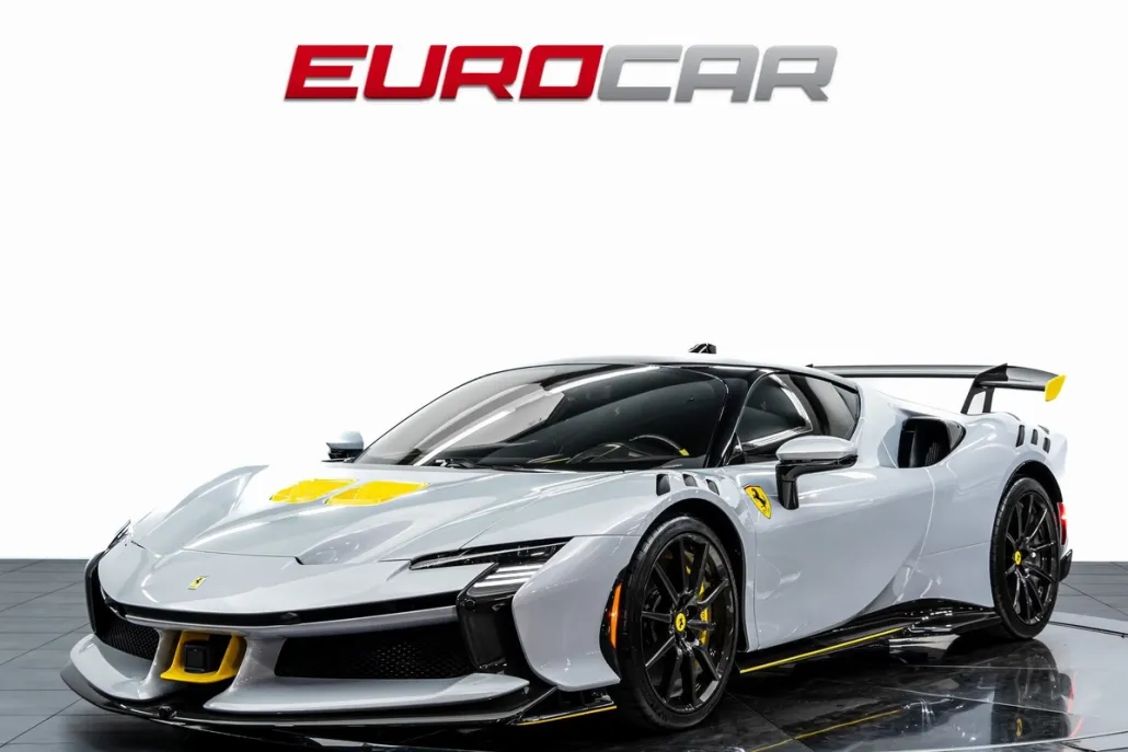2025 Ferrari SF90 Stradale photo 1