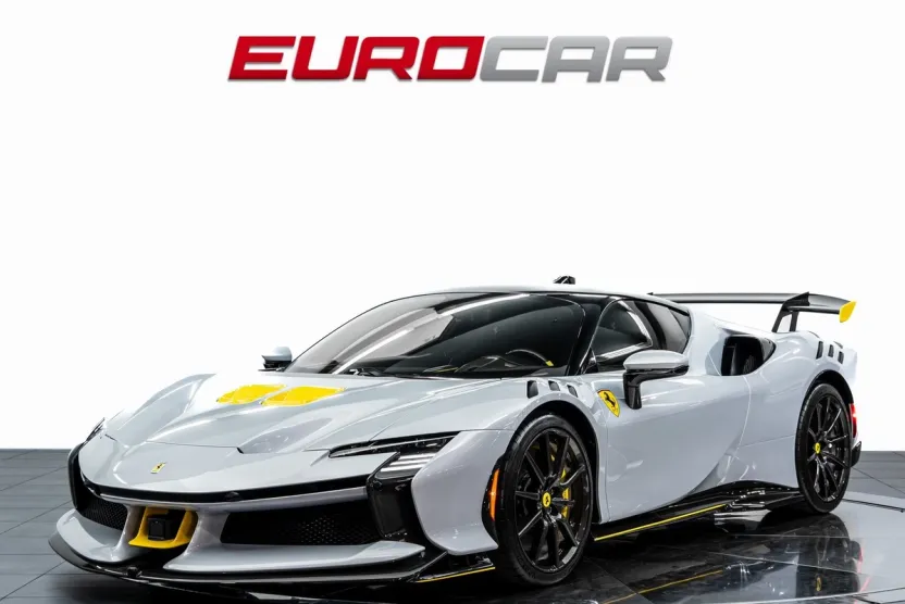 2025 Ferrari SF90 Stradale photo 1