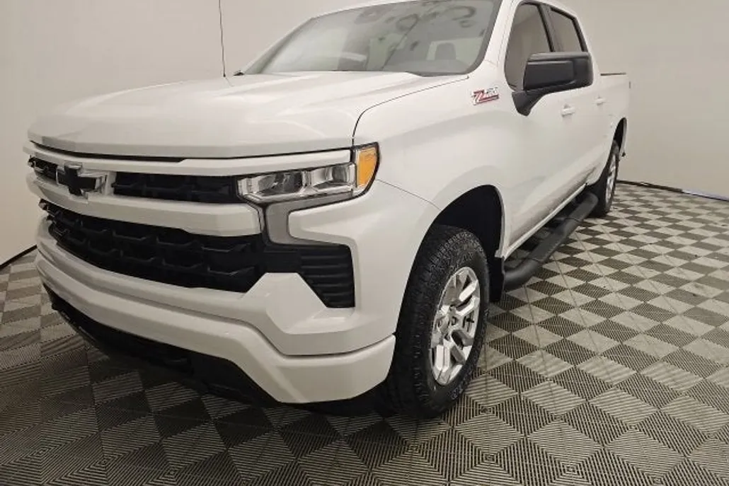2025 Chevrolet Silverado 1500 RST photo 1