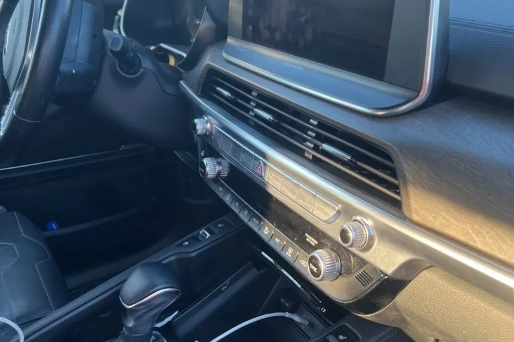 2021 Kia Telluride SX photo 1