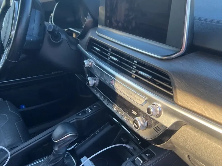 2021 Kia Telluride SX photo 1