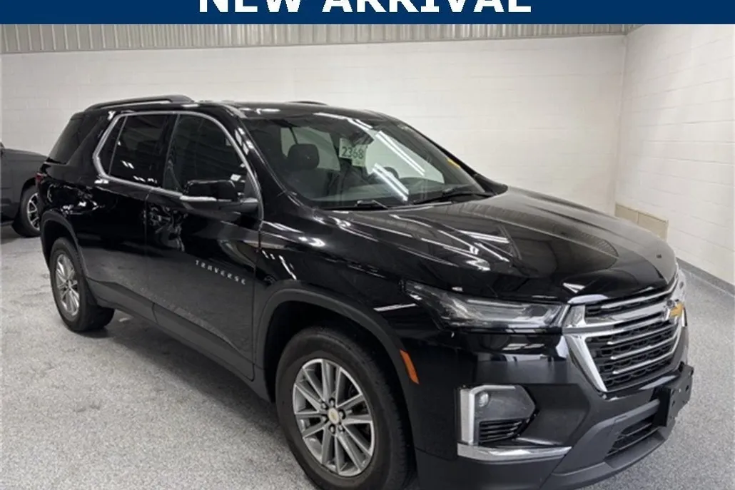 2023 Chevrolet Traverse Cloth photo 1