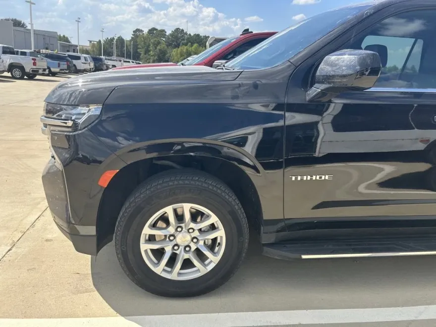2024 Chevrolet Tahoe LT photo 1