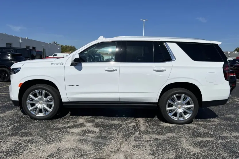 2023 Chevrolet Tahoe High Country photo 1